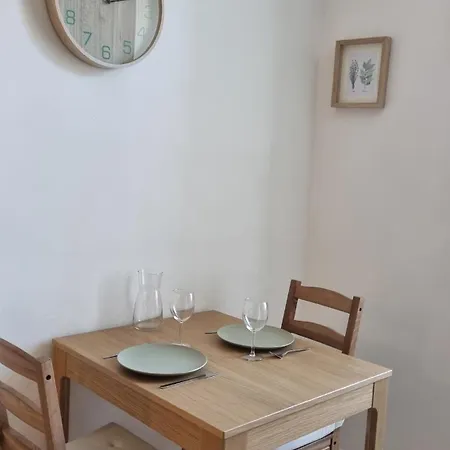 Les Platanes Apartman
